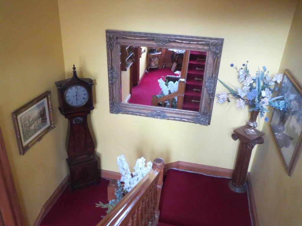 קולדסטרים Bank Guest House מראה חיצוני תמונה