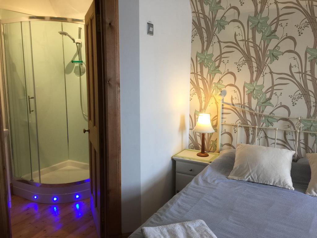קולדסטרים Bank Guest House מראה חיצוני תמונה